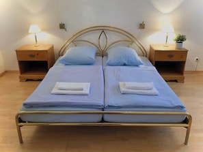 2 chambres, fer et planche à repasser, Wi-Fi