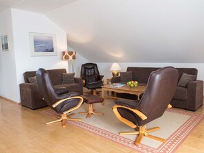 TV - Ferienwohnung Villy Seepark – mit Balkon & Parkplatz (Heringsdorf)