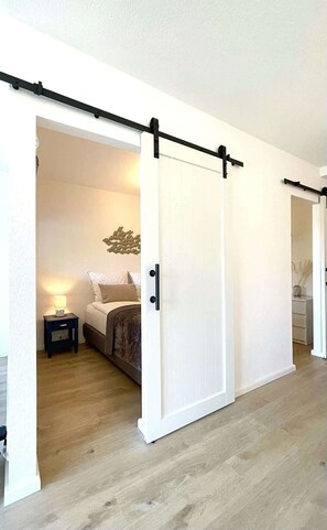 1 bedroom, iron/ironing board, WiFi