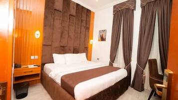 Deluxe Room, Balcony, City View