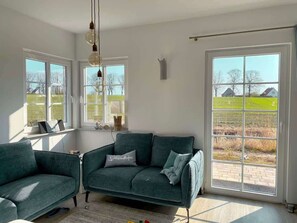 TV, fireplace, offices