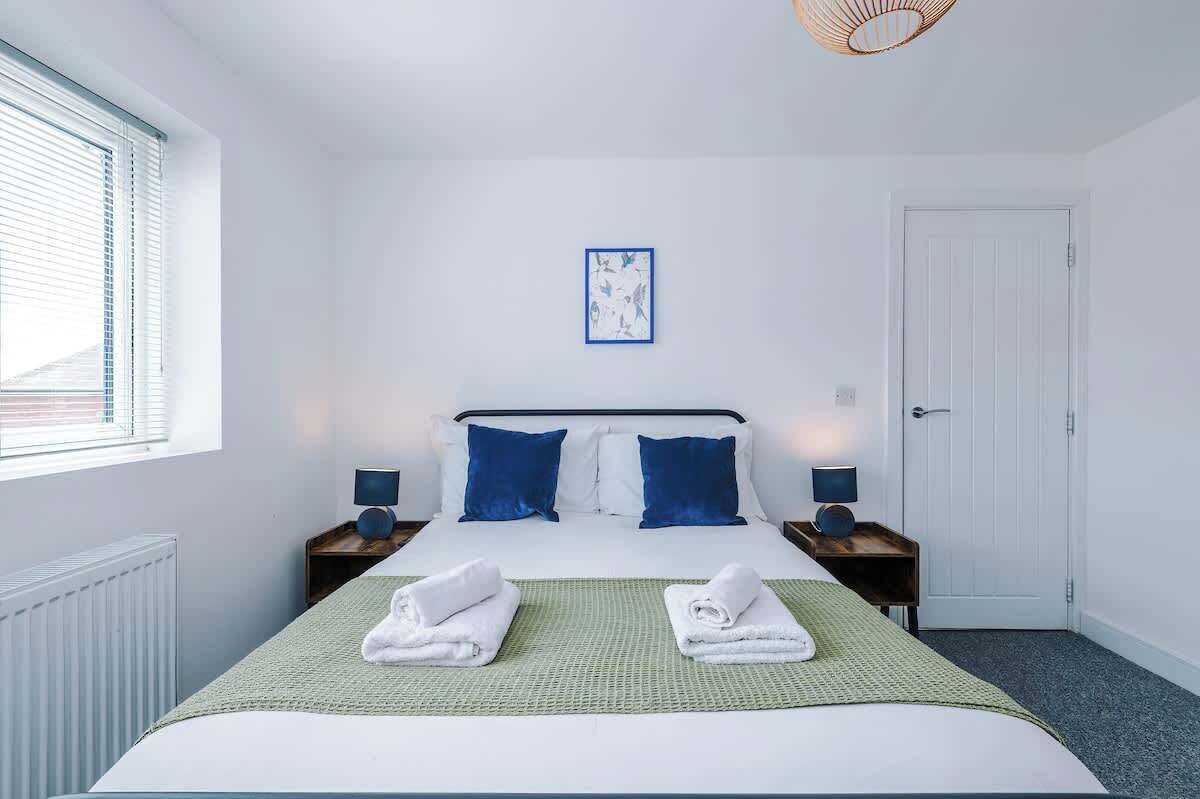 3 chambres, fer et planche à repasser, Wi-Fi gratuit, draps fournis