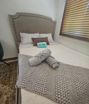 1 bedroom, iron/ironing board, WiFi, bed sheets