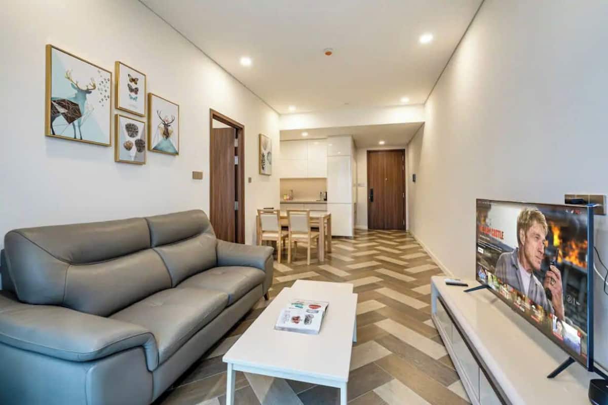 Deluxe Apartment, 1 Queen Bed with Sofa bed, City View | Desk, free WiFi, bed sheets
