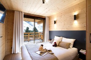 6 quartos, berço de viagem, Wi-Fi de cortesia, roupa de cama