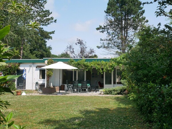 Garden - Cozy Family Home With Lovely Garden (Kamperland)