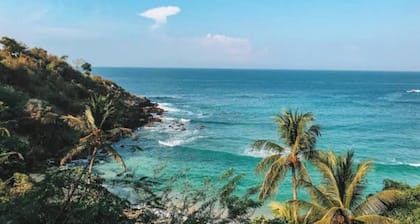 Private Pool, Chic, Step’s from beach in beautiful Puerto Escondido - WiFi, AC