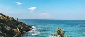 Private Pool, Chic, Step’s from beach in beautiful Puerto Escondido - WiFi, AC