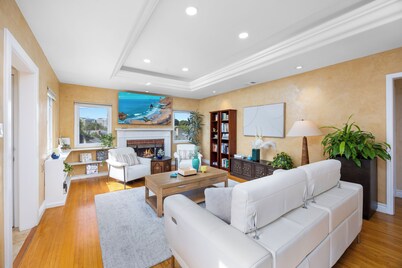 Luxury Comfort - Near LAX & West LA Hotspots