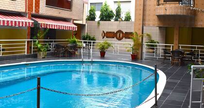 Royal Hotel Residence