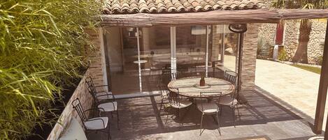 Restauration extérieure