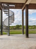 House (3 Bedrooms) | Property amenity