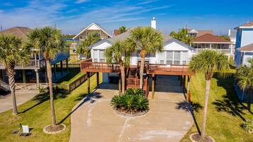 House (3 Bedrooms) | Property amenity