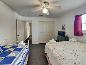 Nhà (3 Bedrooms) | Tiện nghi, dịch vụ nơi lưu trú