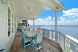 Casa (4 Bedrooms) | Servicio de la propiedad