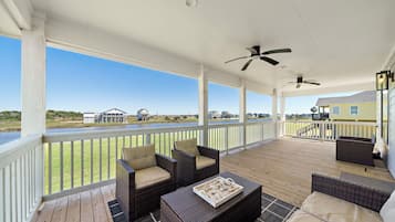 House (3 Bedrooms) | Property amenity