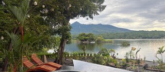 In the beautiful Isletas de Granada, Nicaragua. Ideal house for couples.