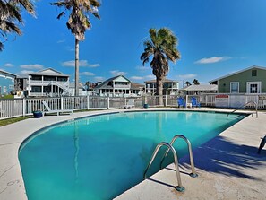 Condo (1 Bedroom) | Property amenity