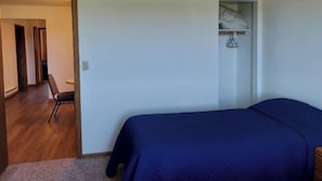 3 quartos, Wi-Fi de cortesia, roupa de cama