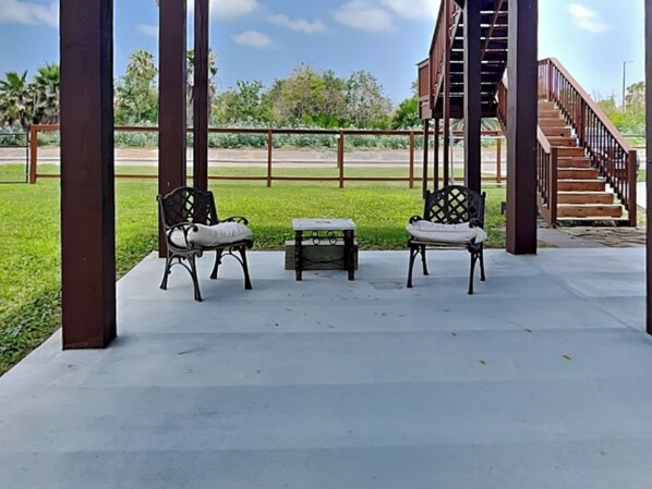 House (3 Bedrooms) | Property amenity