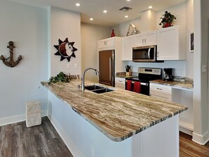 Nhà (3 Bedrooms) | Tiện nghi, dịch vụ nơi lưu trú