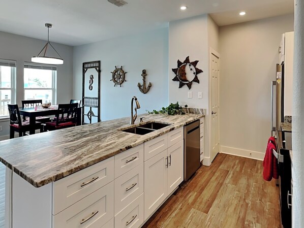 House (3 Bedrooms) | Property amenity - T's Getaway by Miss Kitty’s (Rockport)