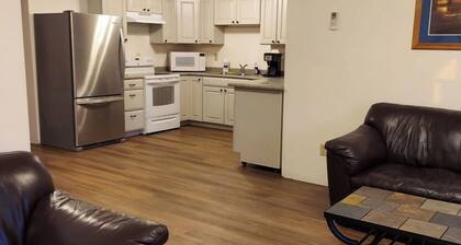 Deluxe 2 Bedrooms Ground Level Condo 2 bathrooms