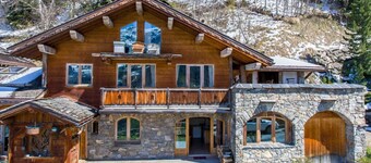 Authentic Chalet du Centre in the heart of Méribel