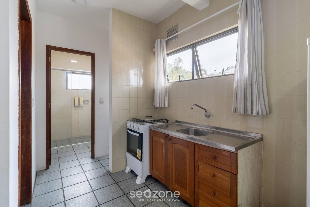 Basic Apartment | Private kitchen