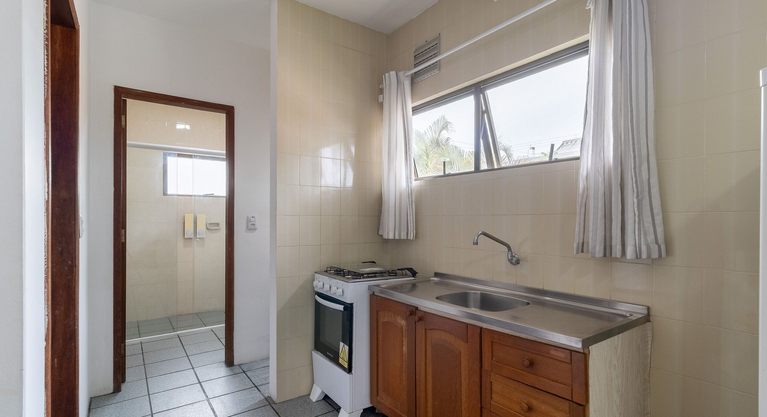 Basic Apartment | Private kitchen