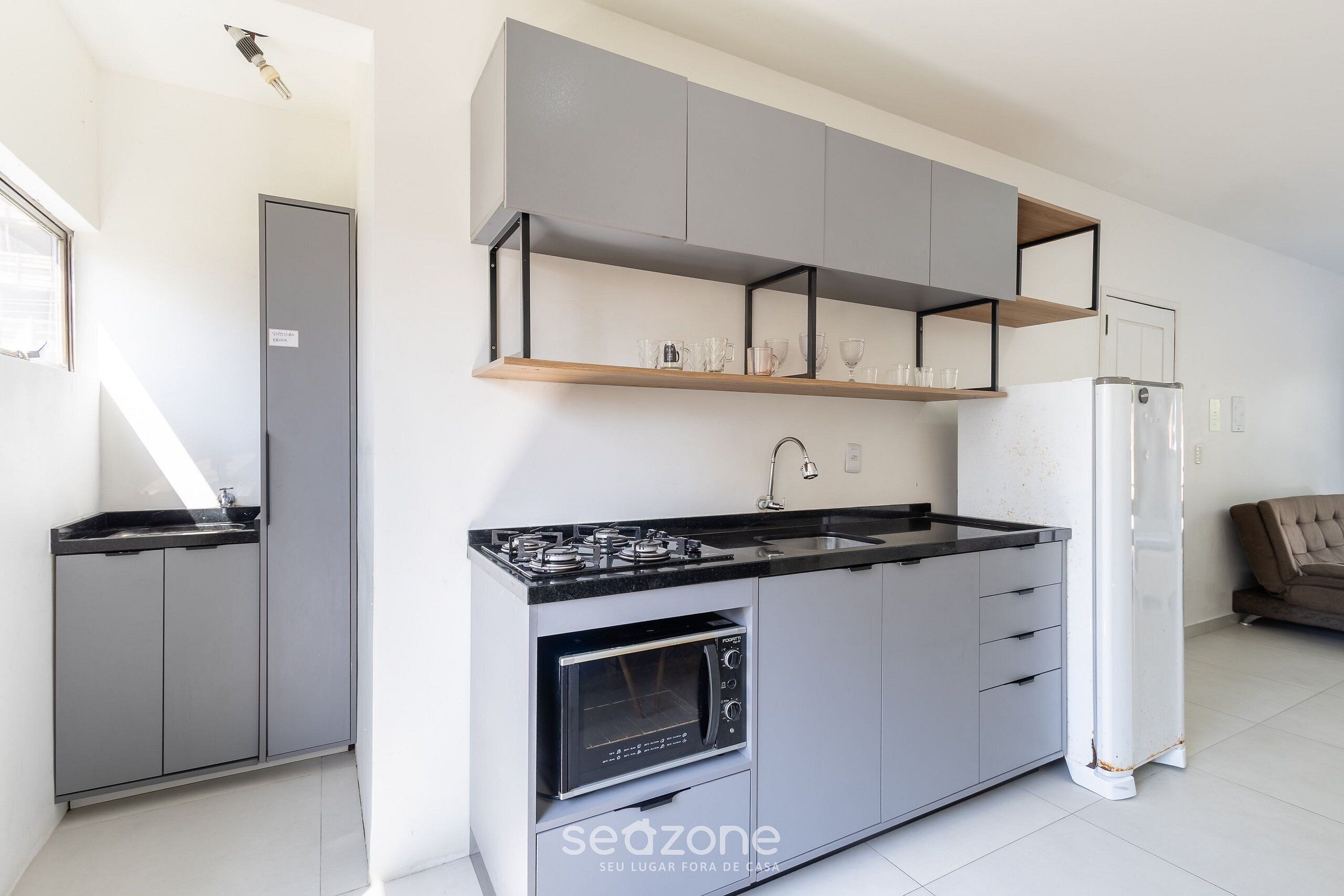 Basic Apartment | Private kitchen