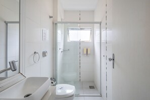 Apartamento básico | Baño | Ducha