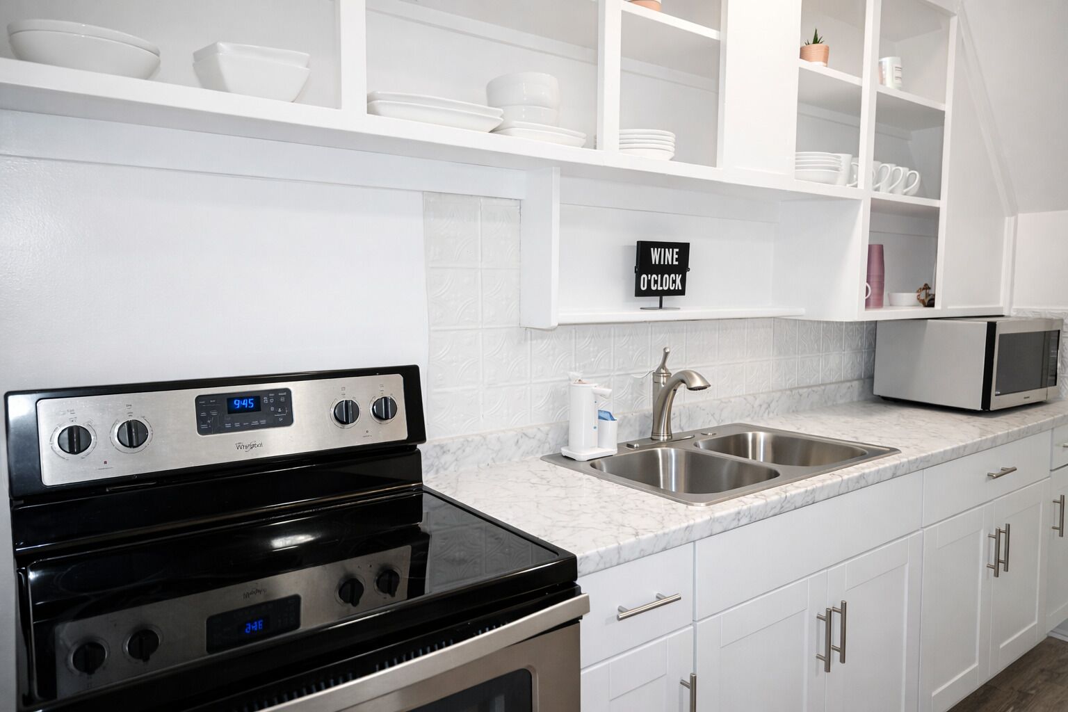 Microwave, oven, stovetop, dishwasher