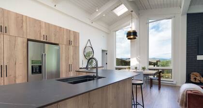 Modern 4BR Ski-In/Out | Pool, Hot Tub & Mtn Views!