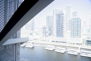 Apartment (0 Bedroom) | Interior - Luxury Studio Rooftop Pool & Gym Access (Dubai)