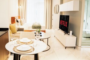 Apartment (0 Bedroom) | Interior