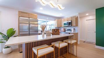 Microwave, oven, stovetop, dishwasher