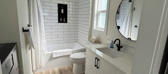 New Build, Charming 1-bedroom home in fabulous Calgary SW, 1.2 hours from Banff