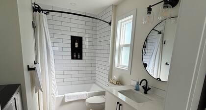 New Build, Charming 1-bedroom home in fabulous Calgary SW, 1.2 hours from Banff