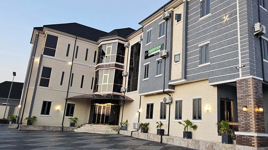 Greenview Hotel and Apartment