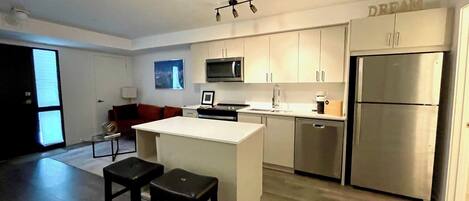 Microwave, oven, stovetop, dishwasher