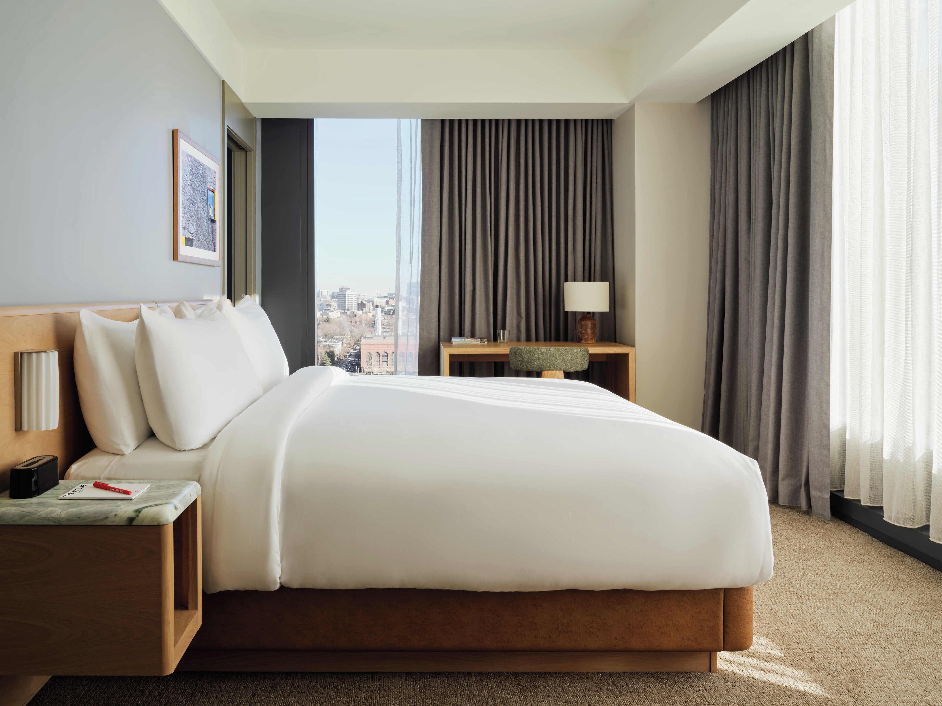 Sengetøy av topp kvalitet, dundyner og senger med overmadrass