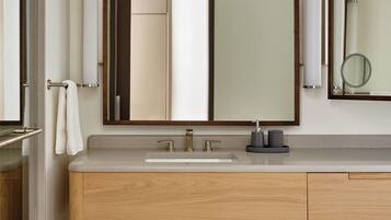 Rainfall showerhead, hair dryer, towels, soap