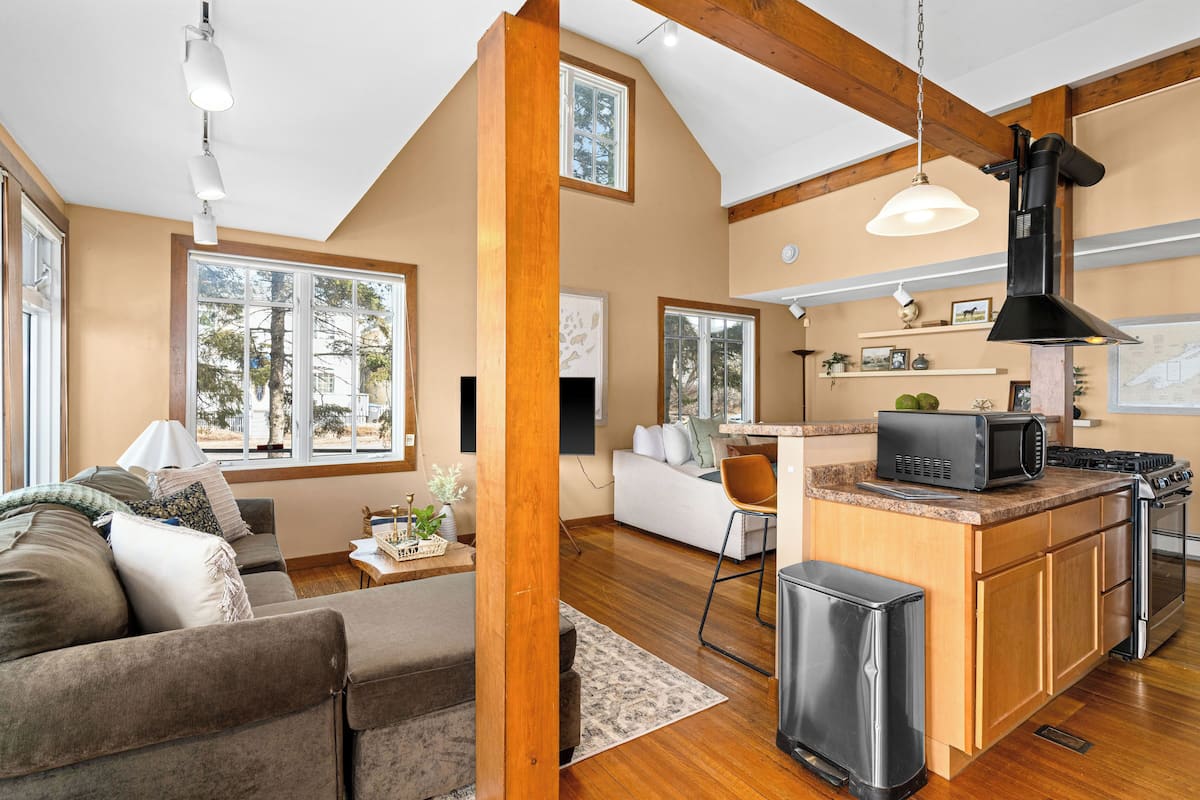 Premium Apartment, Multiple Beds, Pets Allowed | Living area | 50-inch Smart TV with digital channels