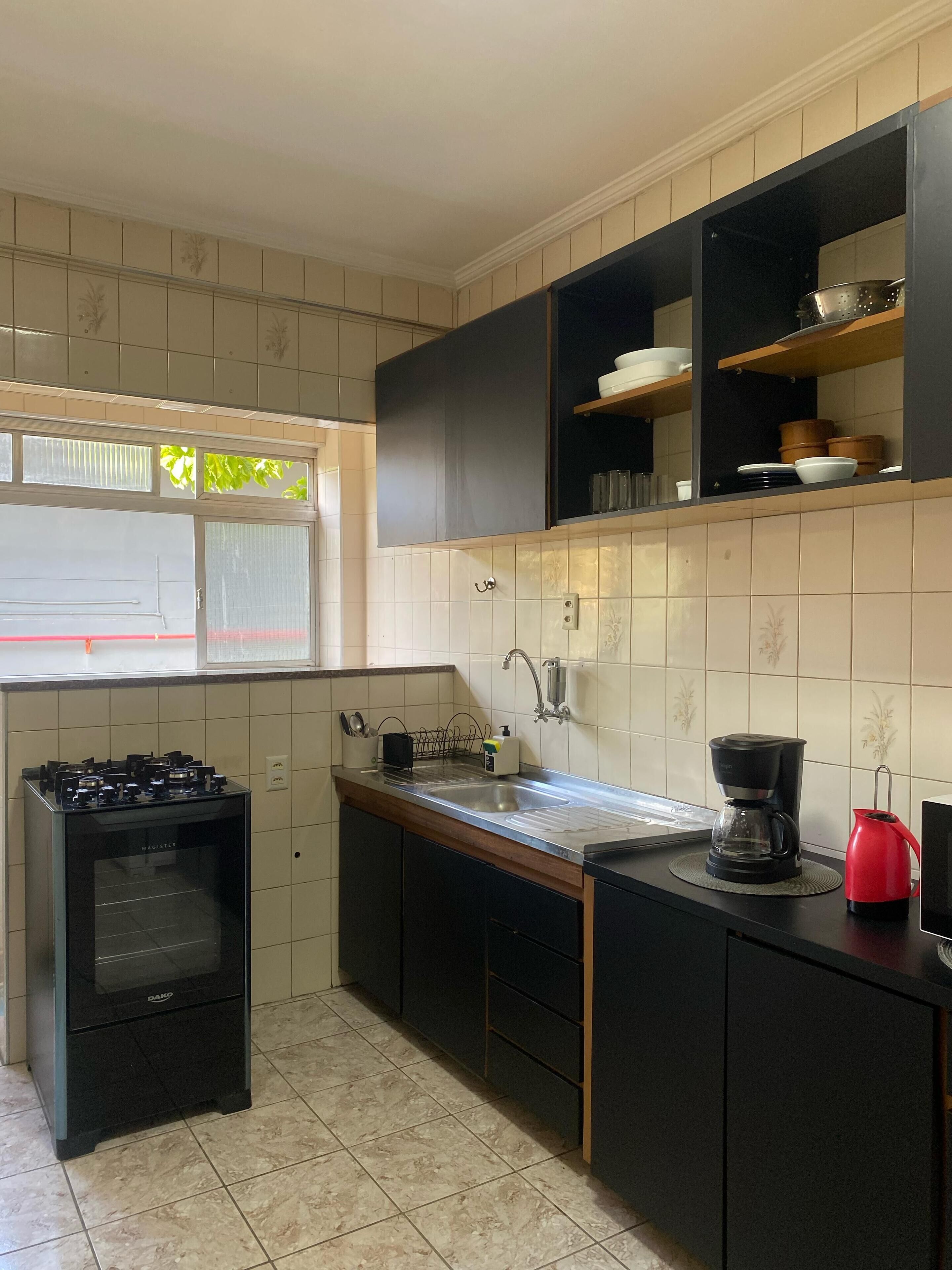 Micro-ondas, fogão, cooktop