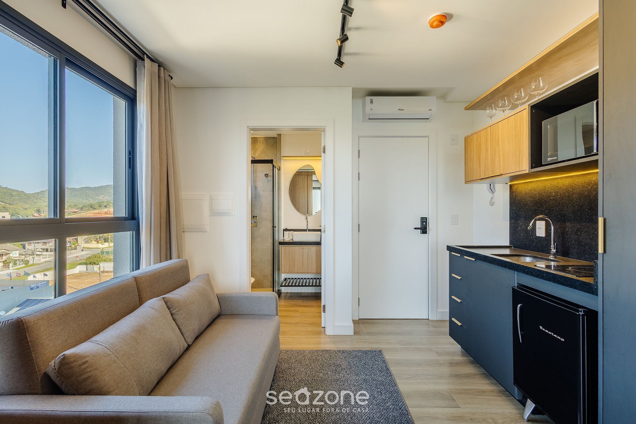 Basic Apartment | Living area