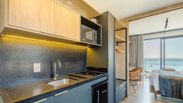 Basic Apartment | Private kitchen