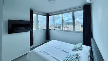 Luxury Condo, Ocean View (103) | Laptop workspace, iron/ironing board, free WiFi, bed sheets