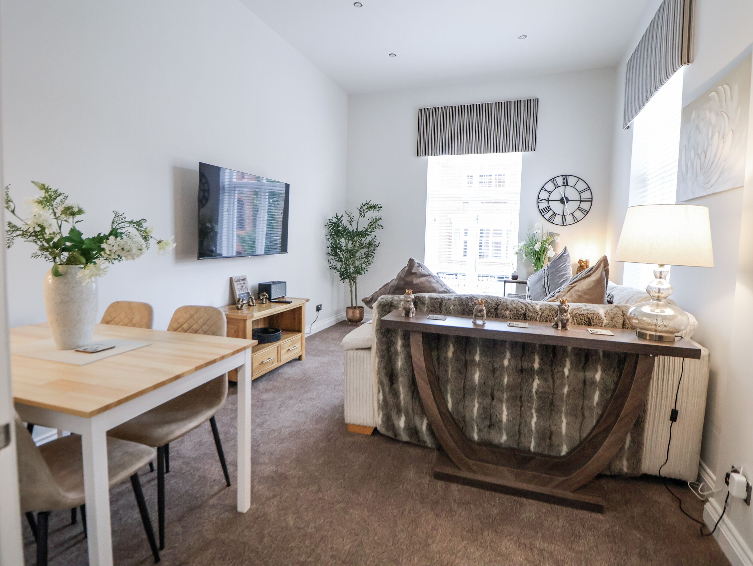 No 1 Emporium Apartments, Pet Friendly In Prestatyn - Prestatyn
