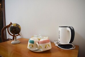 Chambre Double, vue montagne | Café et/ou machine à café